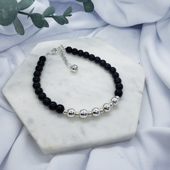 ⭐️ Handmade Gemstone Bracelets with Black Onyx and Silver Hematite - Picture 1 of 3